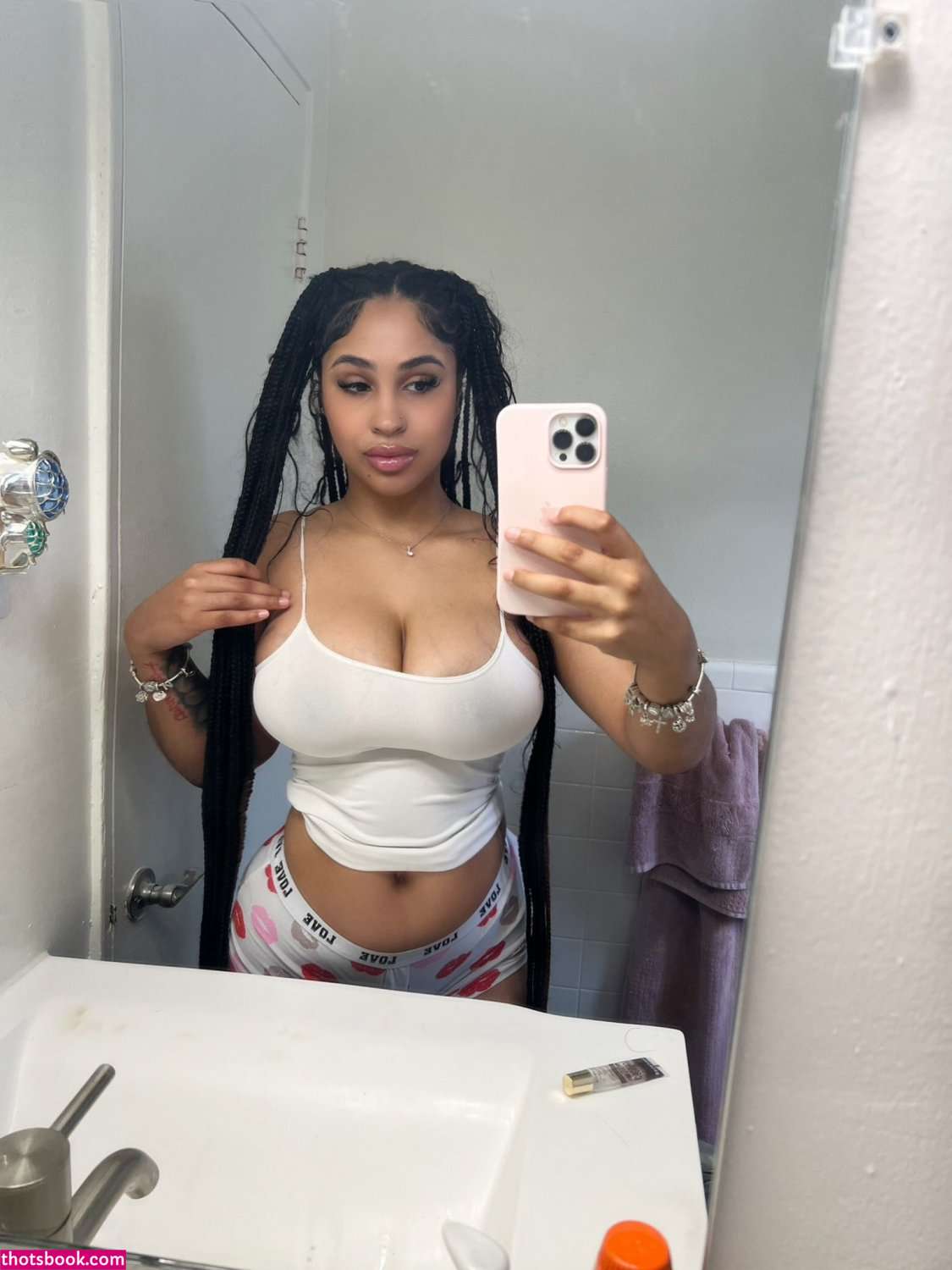 Nikki Michelle Photo #35