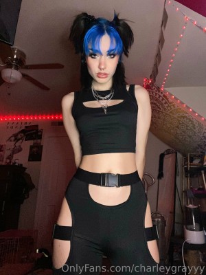 charleygrayyy Photo #14