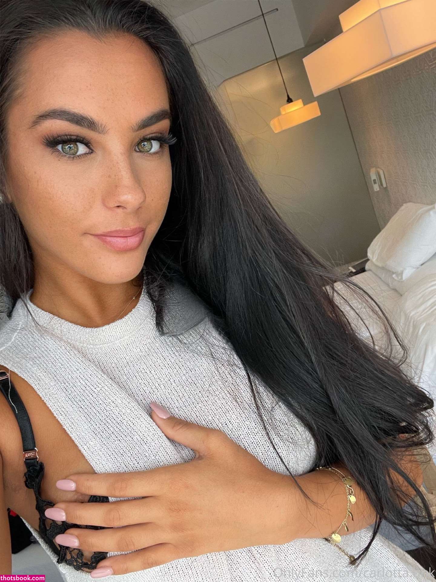 Carlotta Bnk Photo #282