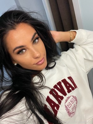 Carlotta Bnk Photo #246