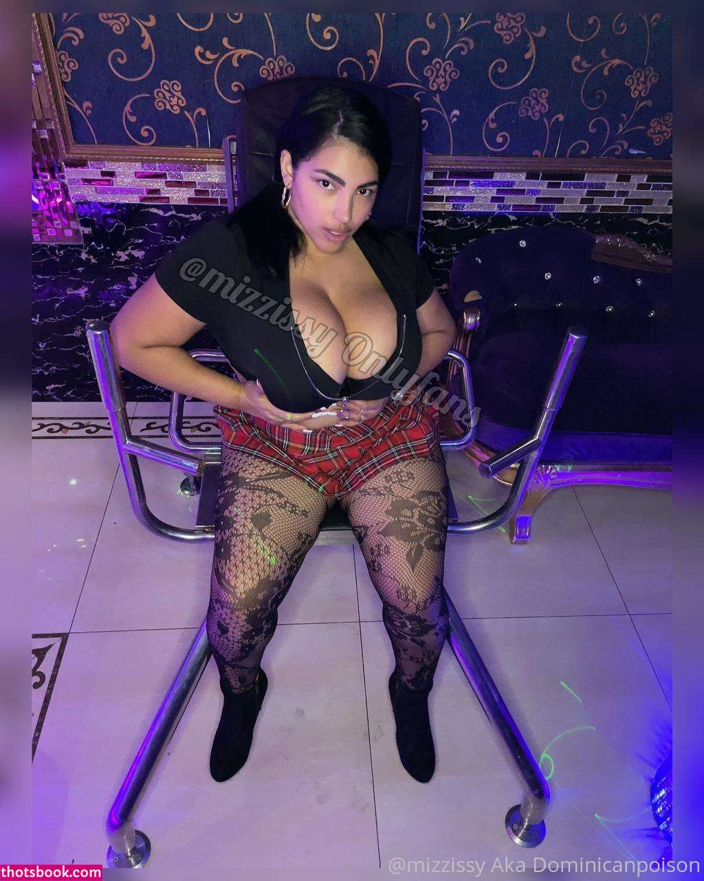 Dominicanpoison Photo #330