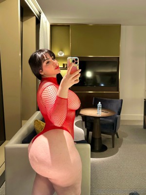 foreignamira Photo #196