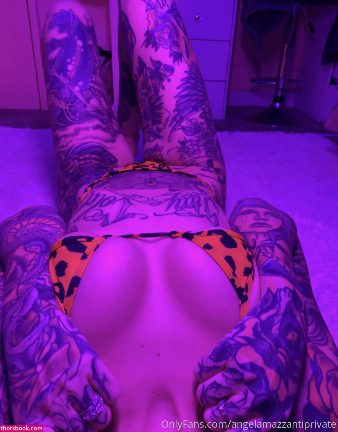 Angela Mazzanti Photo #81