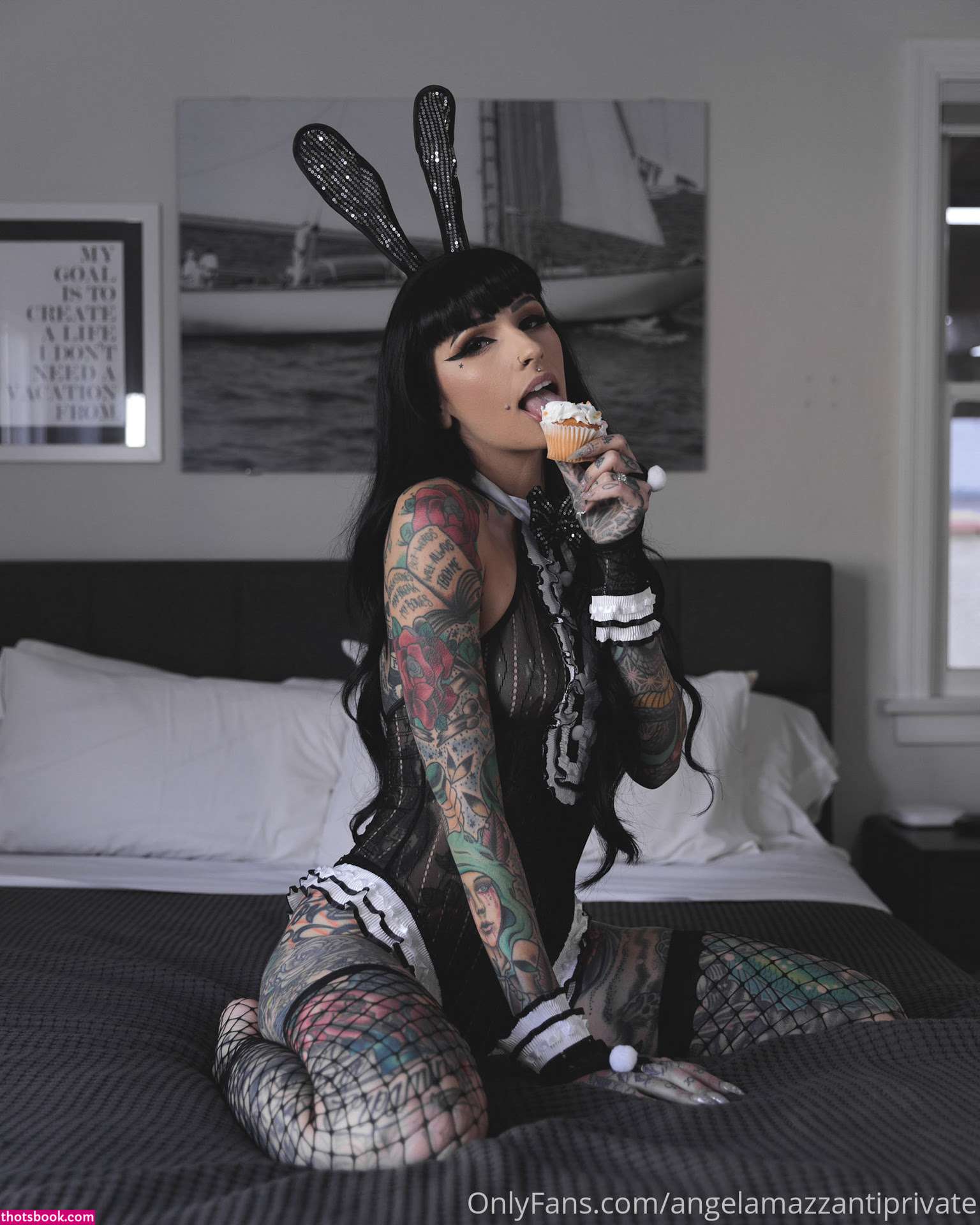 Angela Mazzanti Photo #108