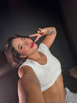 Anna Beggion Photo #122