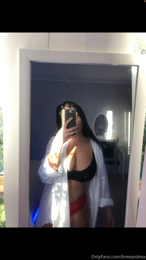 Bree Hunter Photo #24