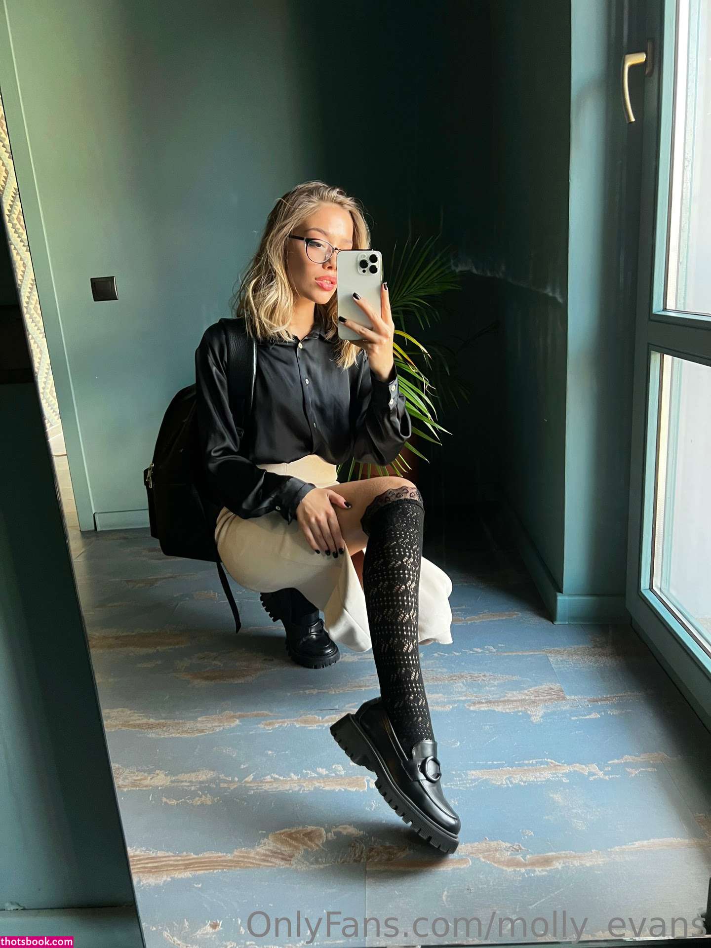 Molly Evans Photo #21