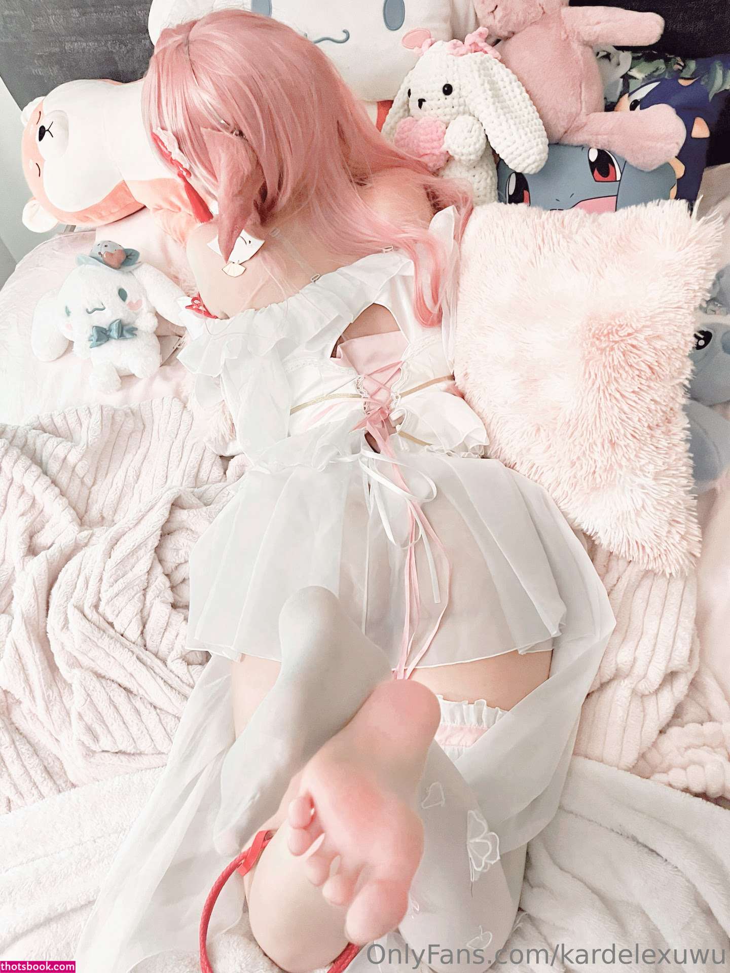 kardelexuwu Photo #354