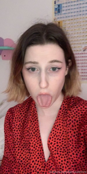 Ellamyvalentine Photo #4