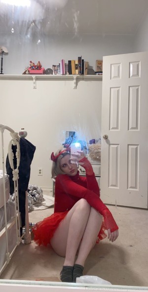 Ellamyvalentine Post #3