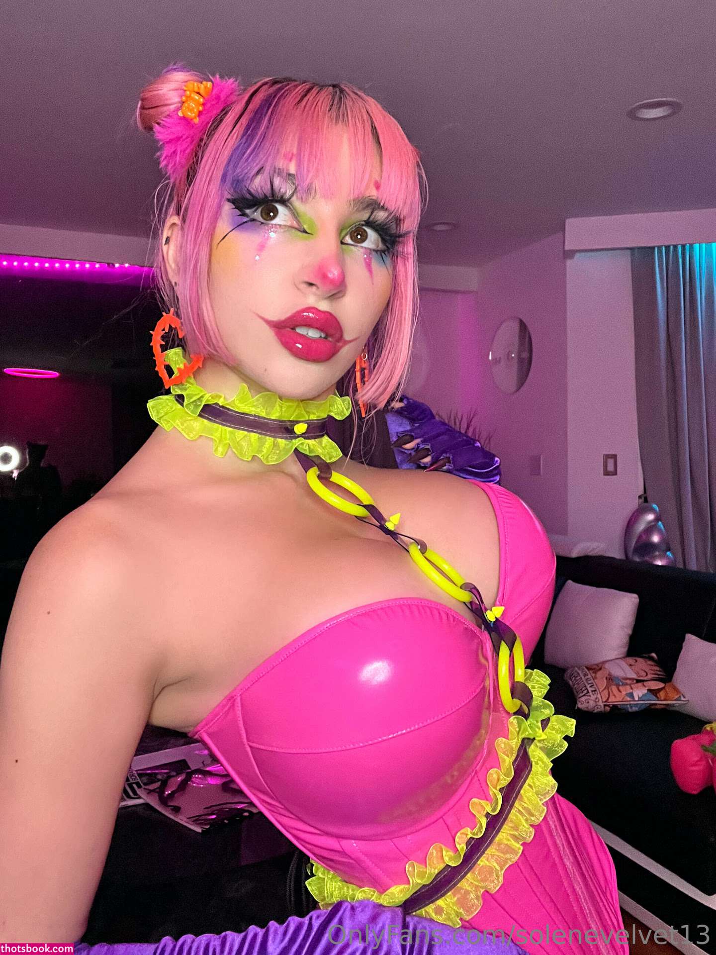 Solenevelvet Photo #65