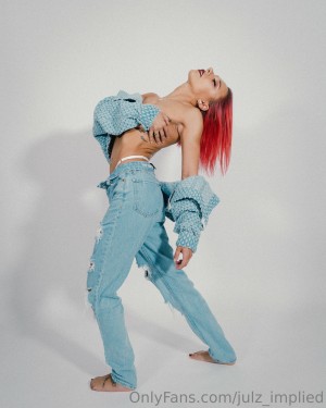 Julzimplied Photo #52