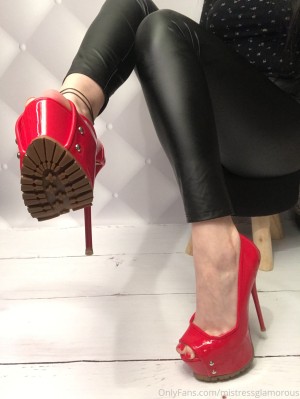 Misstress Glamorous Photo #5