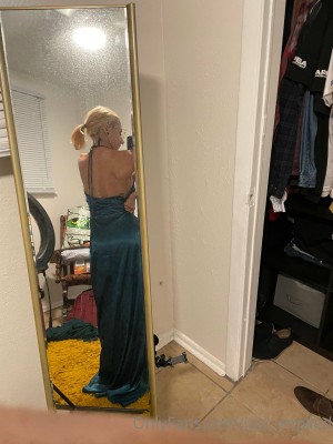 Julzimplied Photo #104