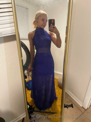 Julzimplied Photo #133