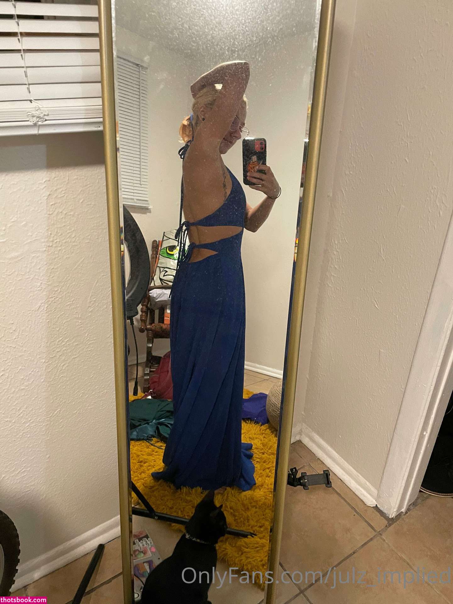 Julzimplied Photo #184