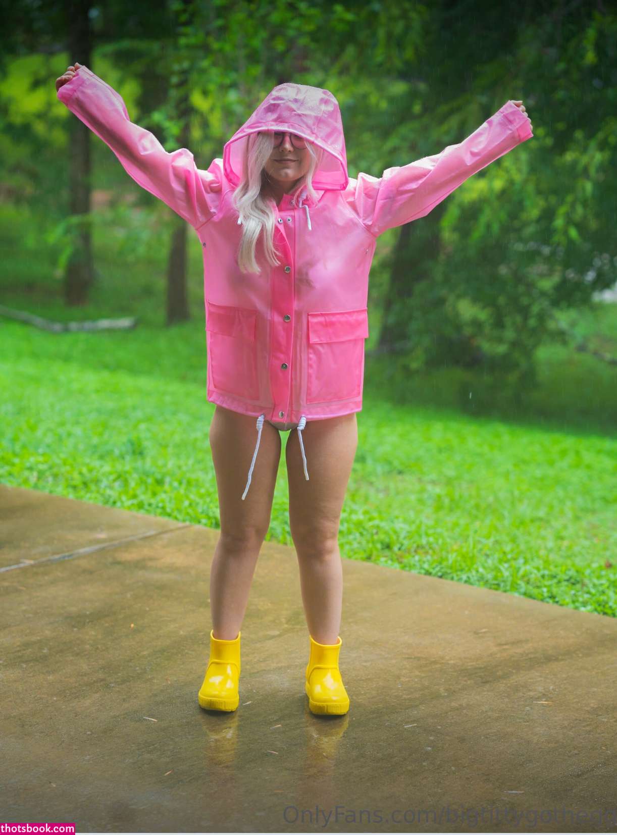 Bigtittygothegg Photo #702