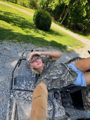 Briana Armbruster Photo #638