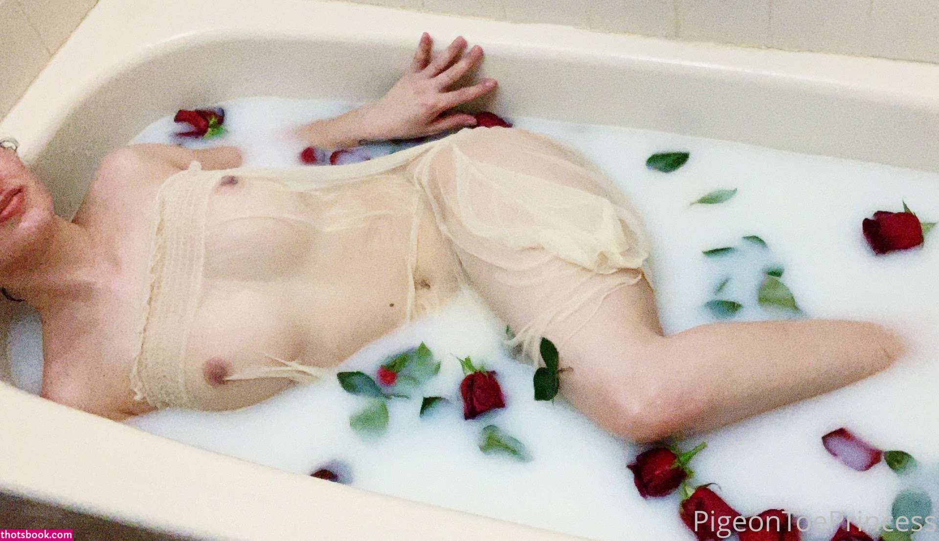 Goddesshasmik Photo #94