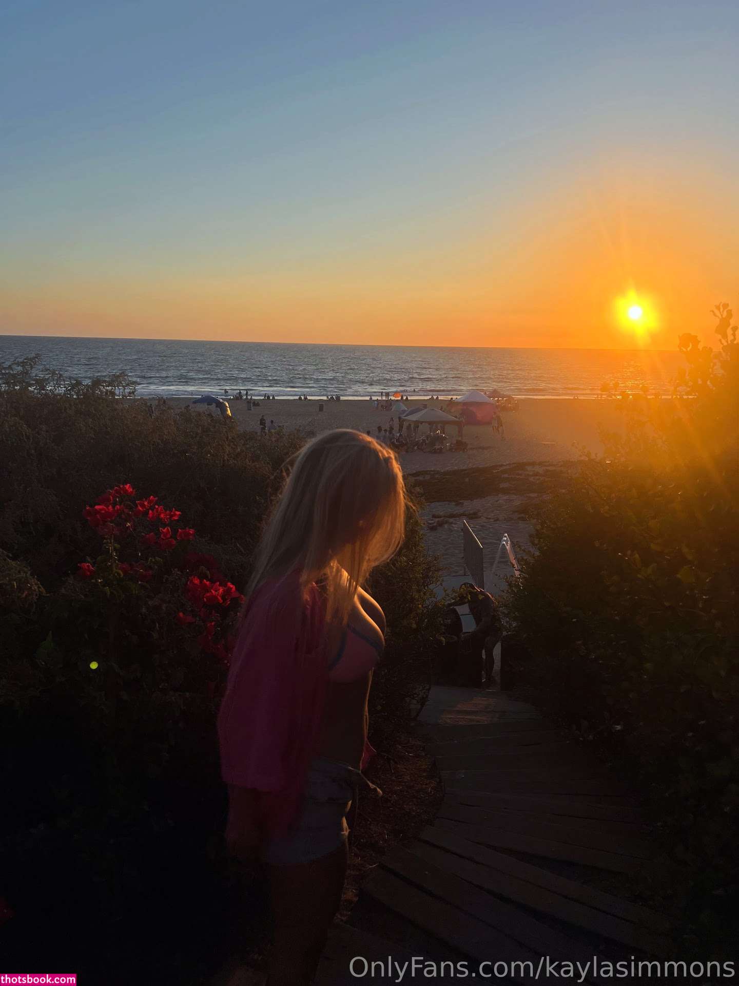 Kayla Simmons Photo #320