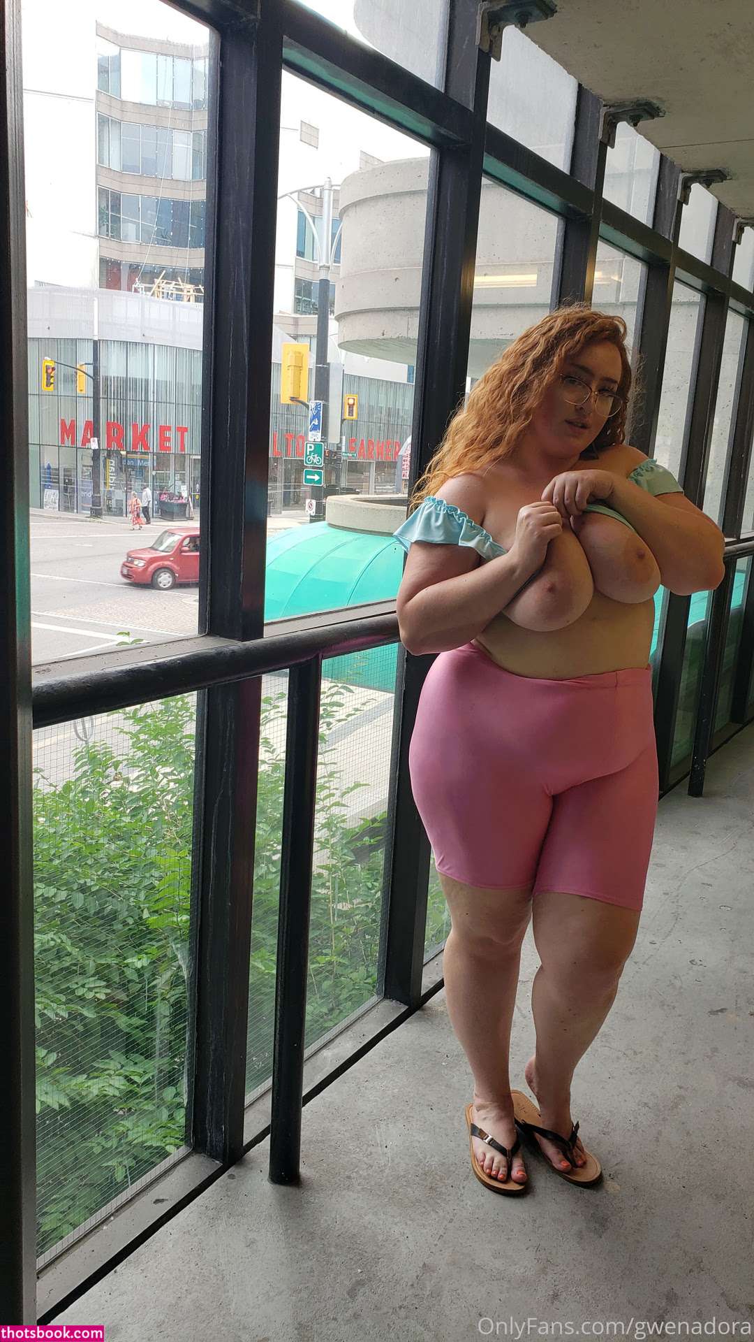 Gwen Adora Photo #62