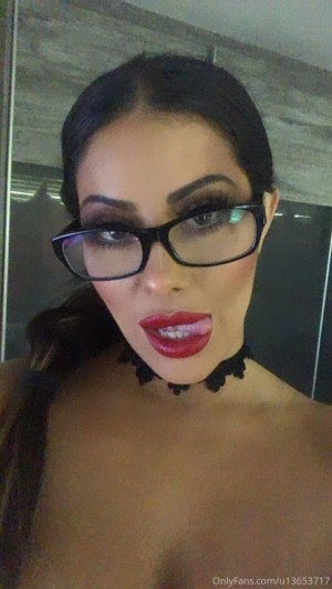 Sienna Black Photo #127