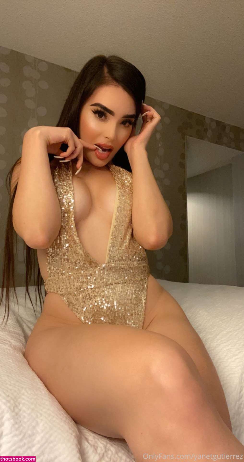 Yanet Gutierrez Photo #132