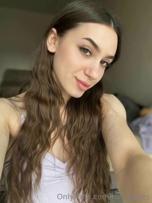 Tori Hayes Photo #36