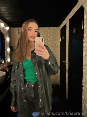 Kris Blow Photo #166