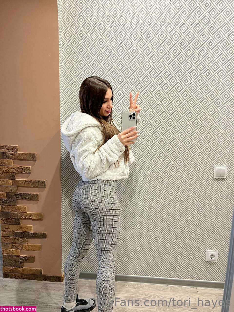 Tori Hayes Photo #135