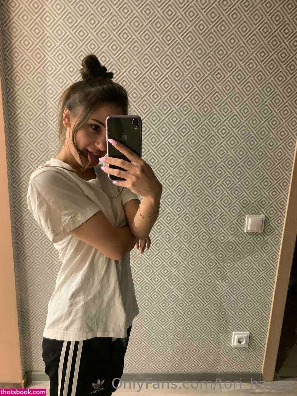 Tori Hayes Photo #163