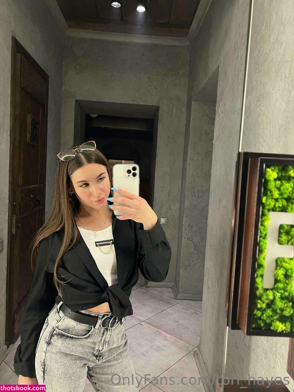 Tori Hayes Photo #170