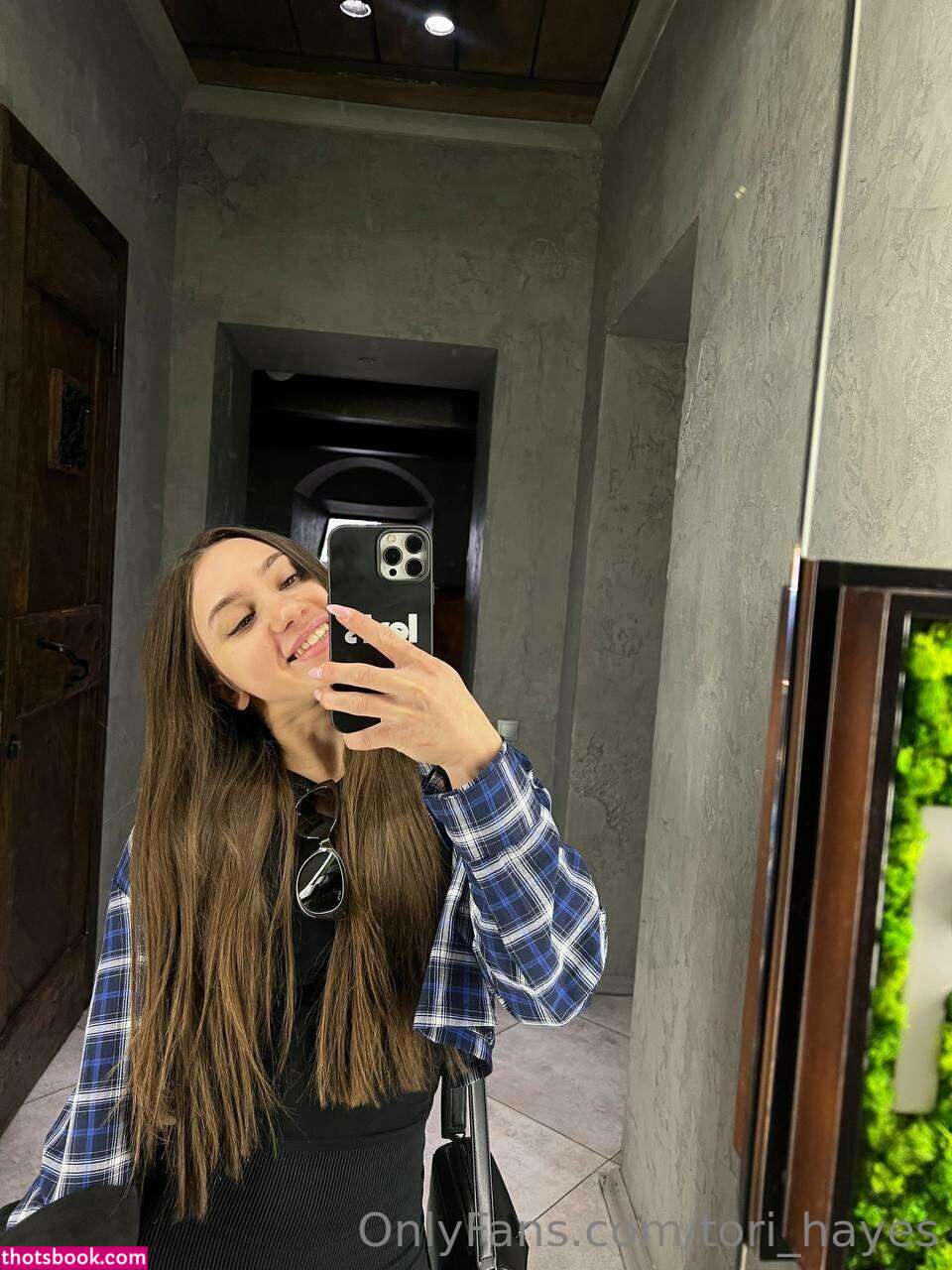 Tori Hayes Photo #171