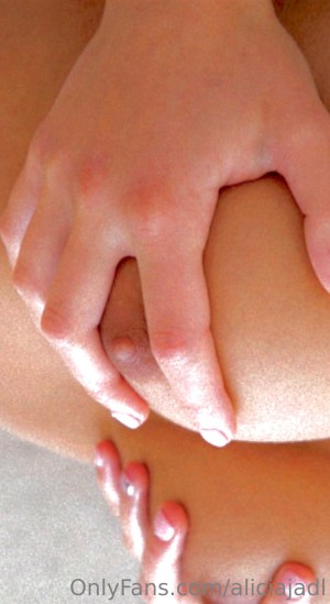 Aliciajadl Photo #24