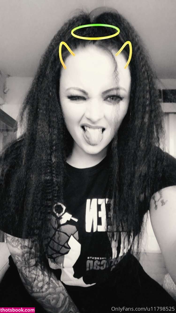 Lana Austin Photo #33