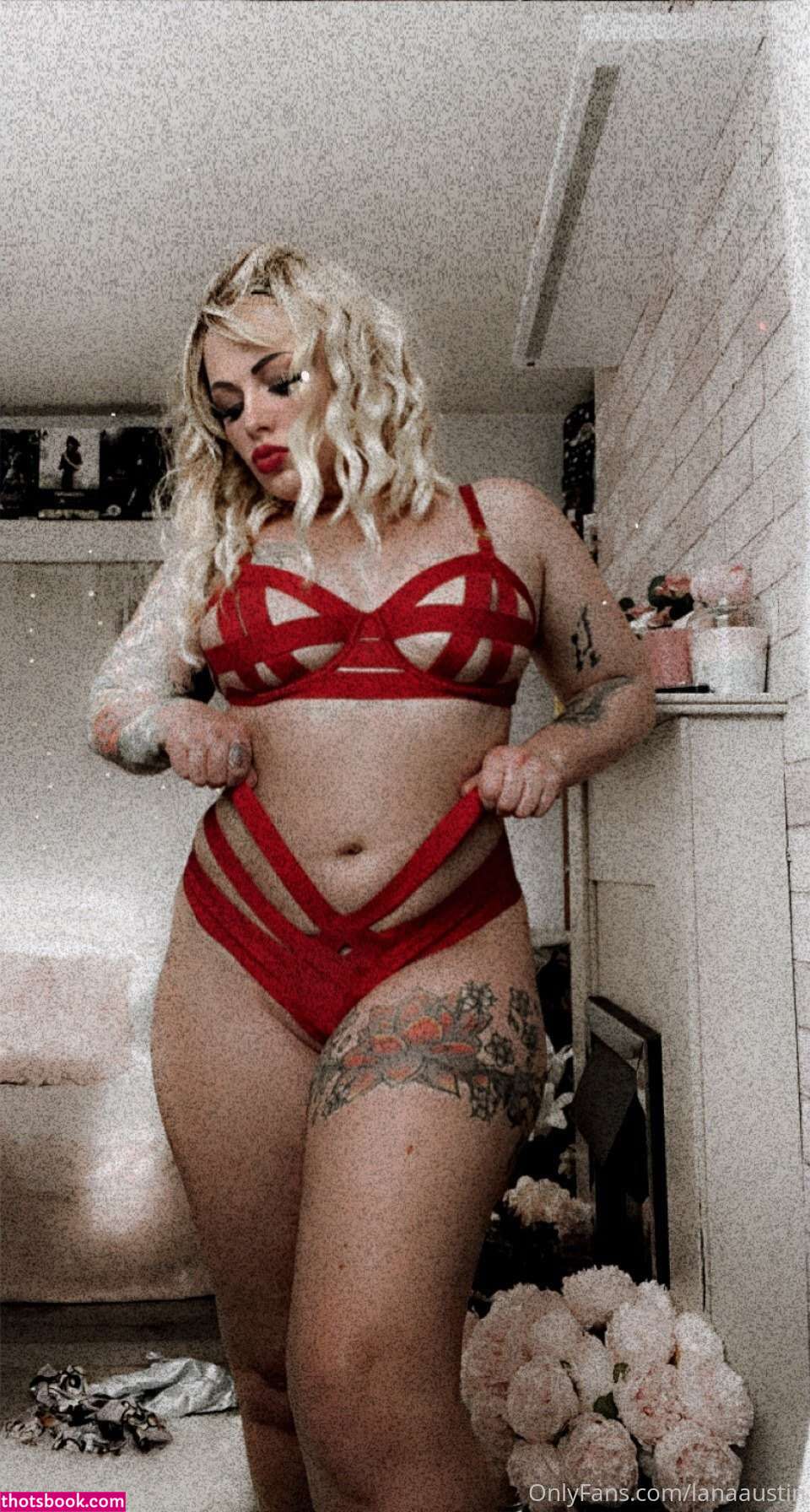 Lana Austin Photo #133