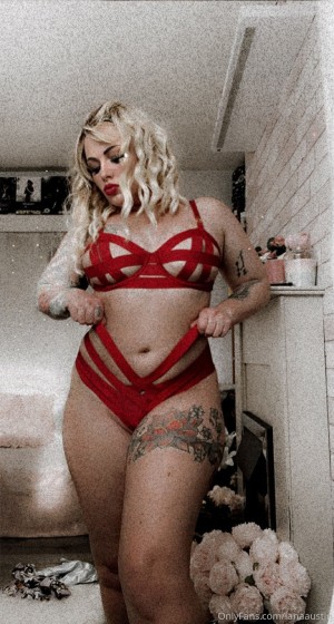 Lana Austin Photo #133