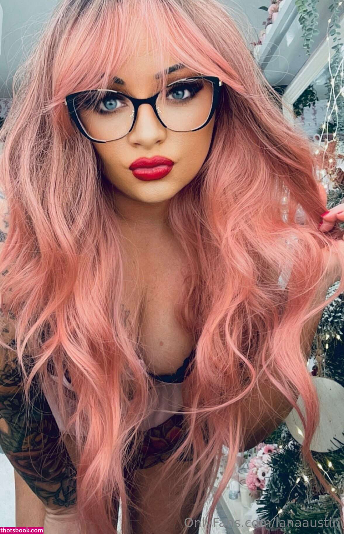 Lana Austin Photo #195