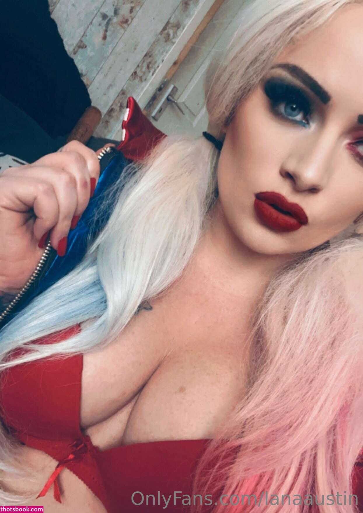 Lana Austin Photo #216