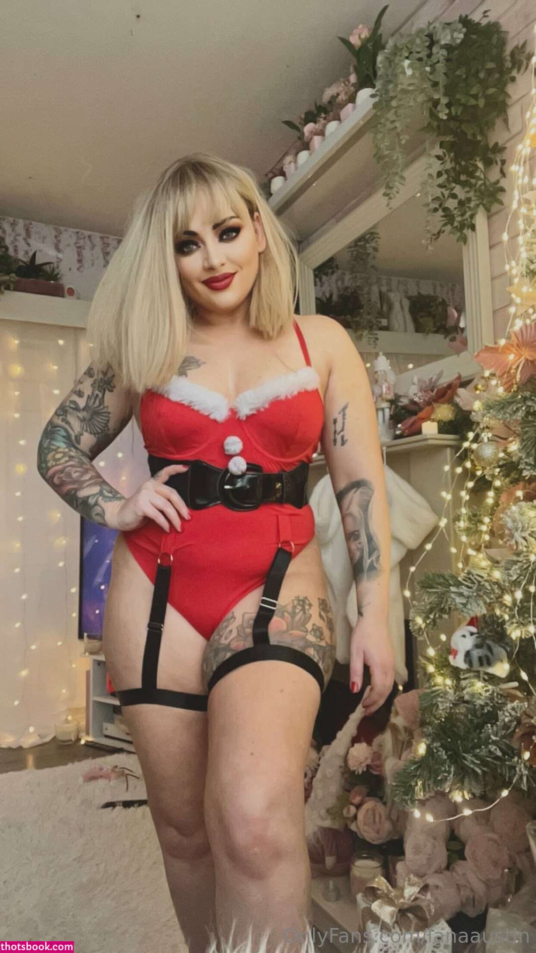 Lana Austin Photo #225