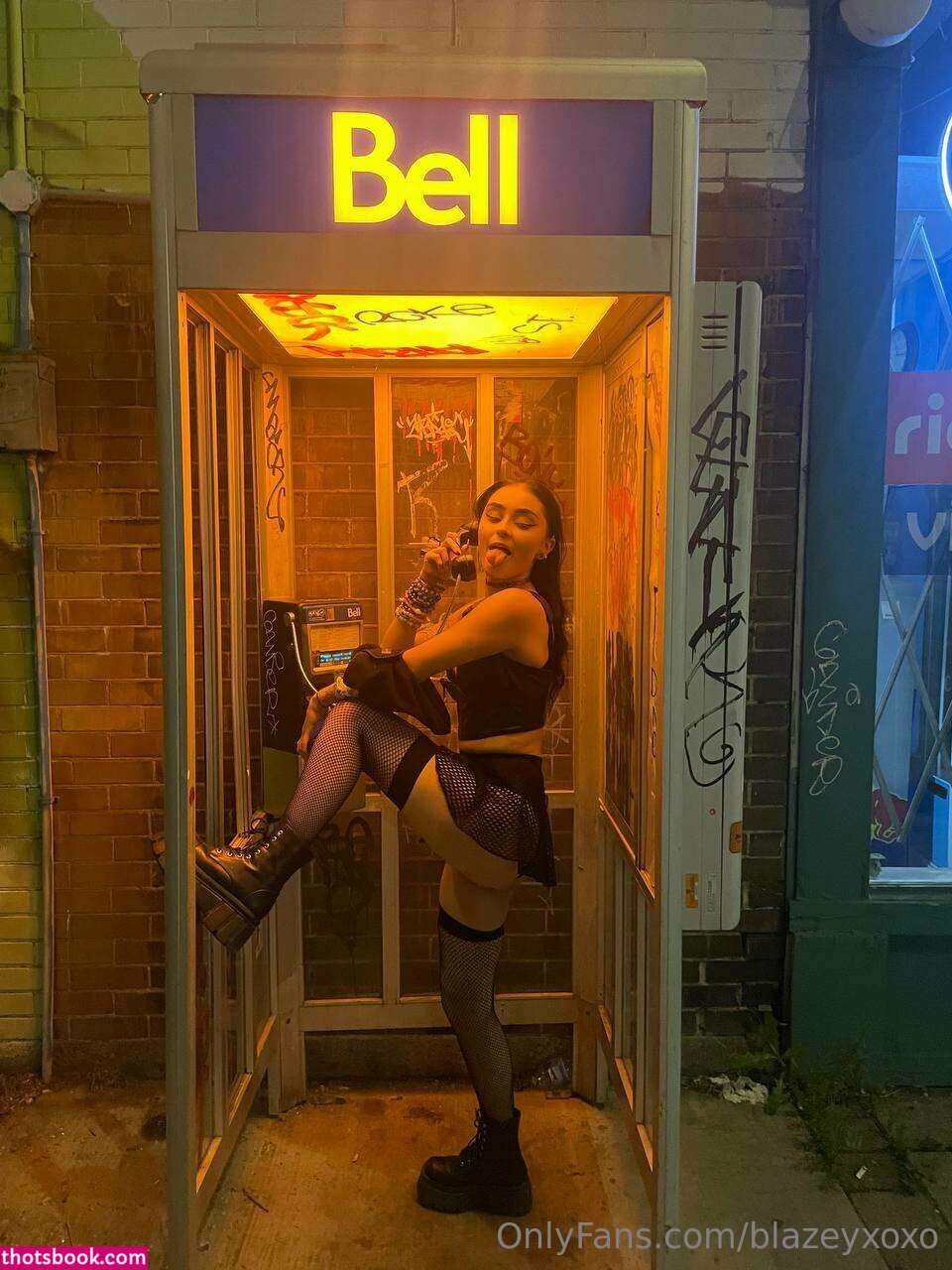 blazeyxoxo Photo #53