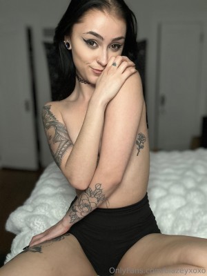 blazeyxoxo Photo #198