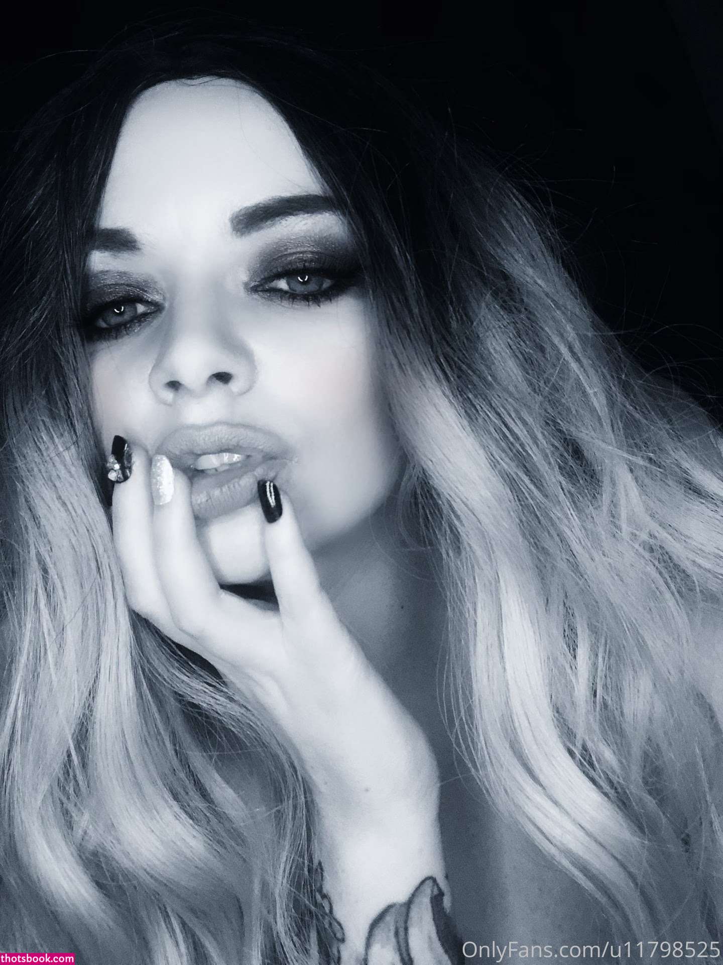 Lana Austin Photo #405