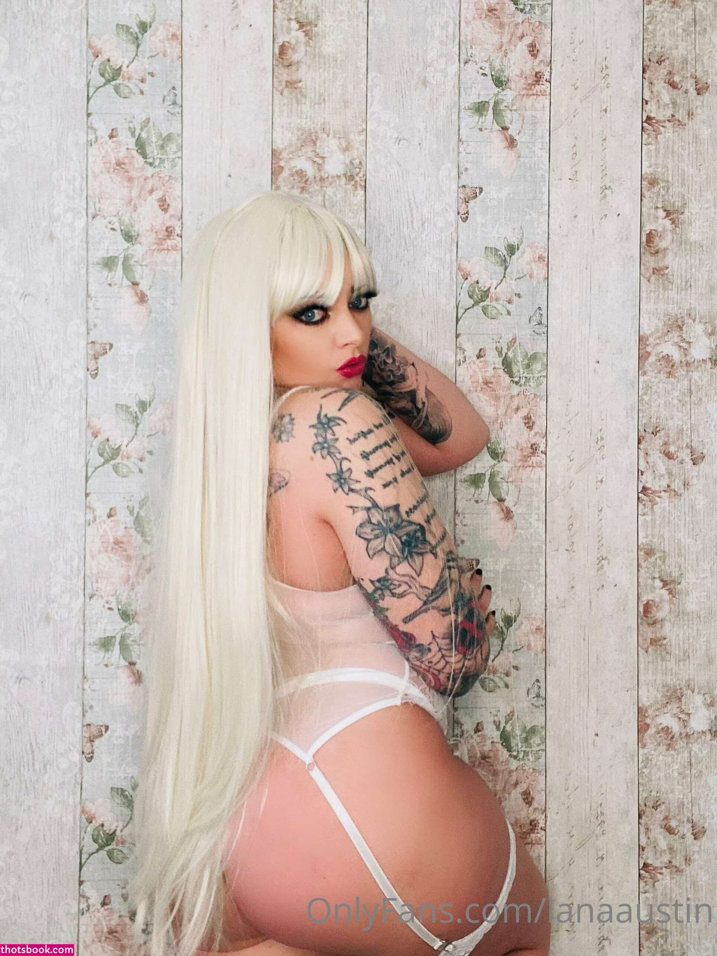 Lana Austin Photo #410