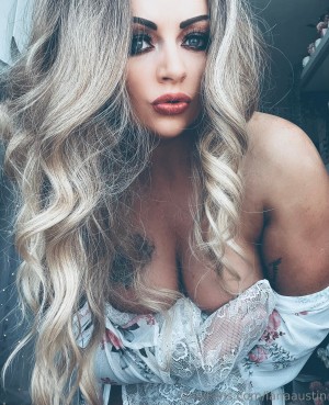 Lana Austin Photo #428