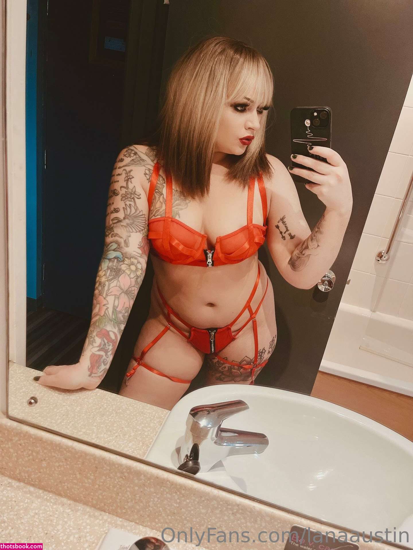 Lana Austin Photo #436