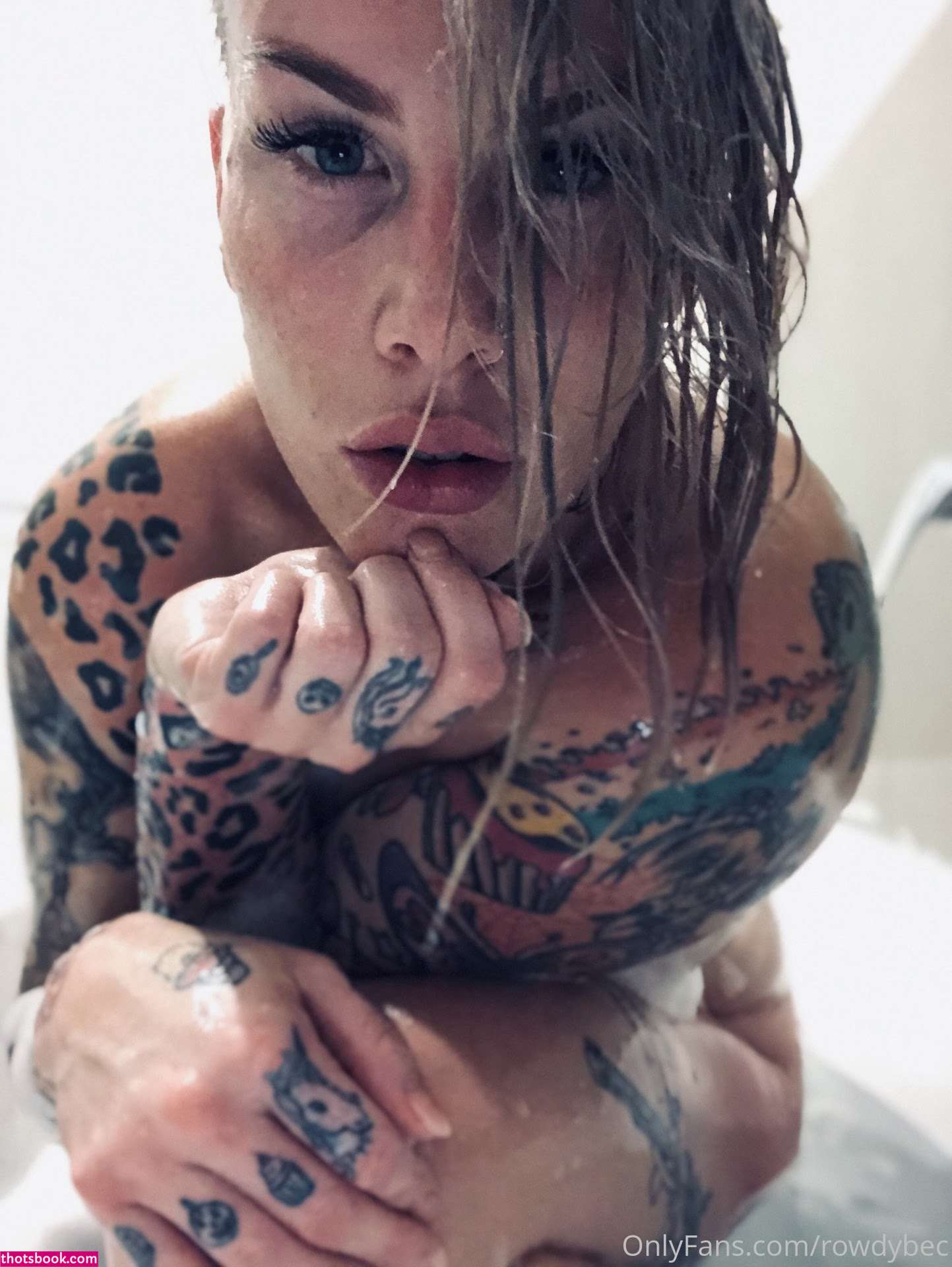 Bec Rawlings Photo #36