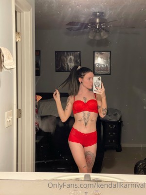 Kendallkarnival Photo #99