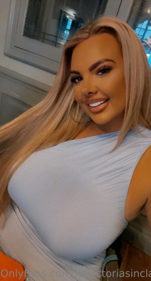 Victorialilyx Photo #280