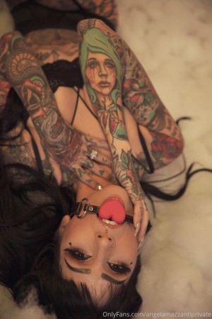 Angela Mazzanti Photo #68